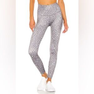 Beyond Yoga Leggings Lux High Waisted 7/8 length in Leopard Gray White